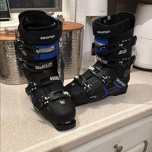 Salomon Men's Black and Blue Ski Boots